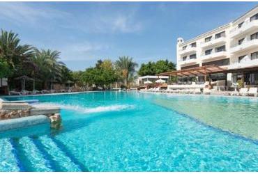 Sylwester na Cyprze Hotel Paphos Gardens Holiday Resort 