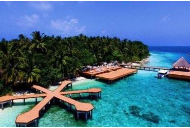 Sylwester na Malediwach Hotel Fihalhohi Island Resort