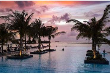Sylwester na Malediwach Hotel Paradise Island