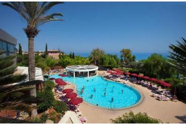 Sylwester na Cyprze Hotel St. Raphael Resort